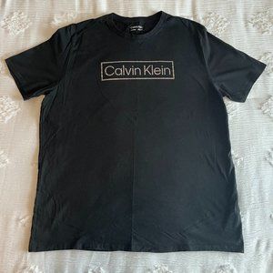 Calvin Klein T-shirt - Men's - XXL - New Without Tags